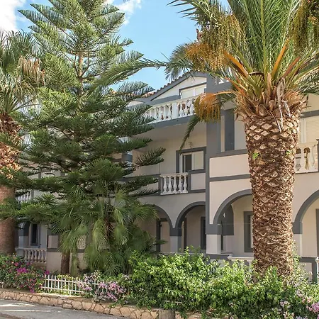 Aparthotel Markella