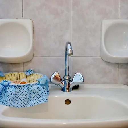 Aparthotel Markella 3*