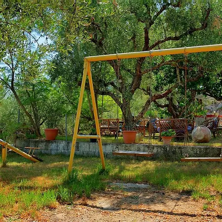 Markella מלון דירות זקינטוס טאון